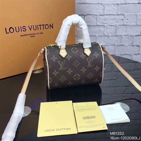 LOUIS VUITTON MINI HL SPEEDY: BAG REVIEW, WHAT FITS .